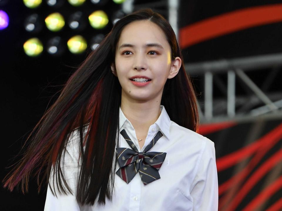 「誰かと」「ヤバっ可愛すぎ」ロング髪ばっさり→激変ショート２８歳女優 人気芸人も「最強すぎるぅ♥」 - デイリースポーツ