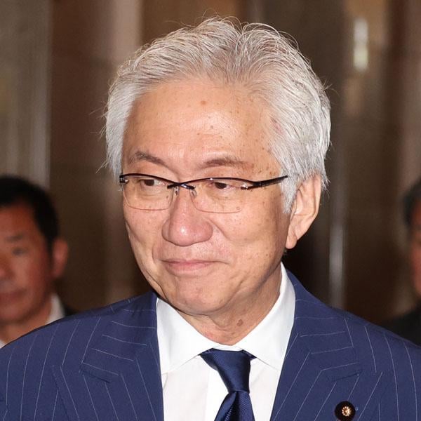 自民・西田昌司議員「ひめゆりの塔」巡る暴言が飛び出した「憲法シンポジウム」主催者たちの正体 ―「安倍晋三先生顕彰祭」と副題が