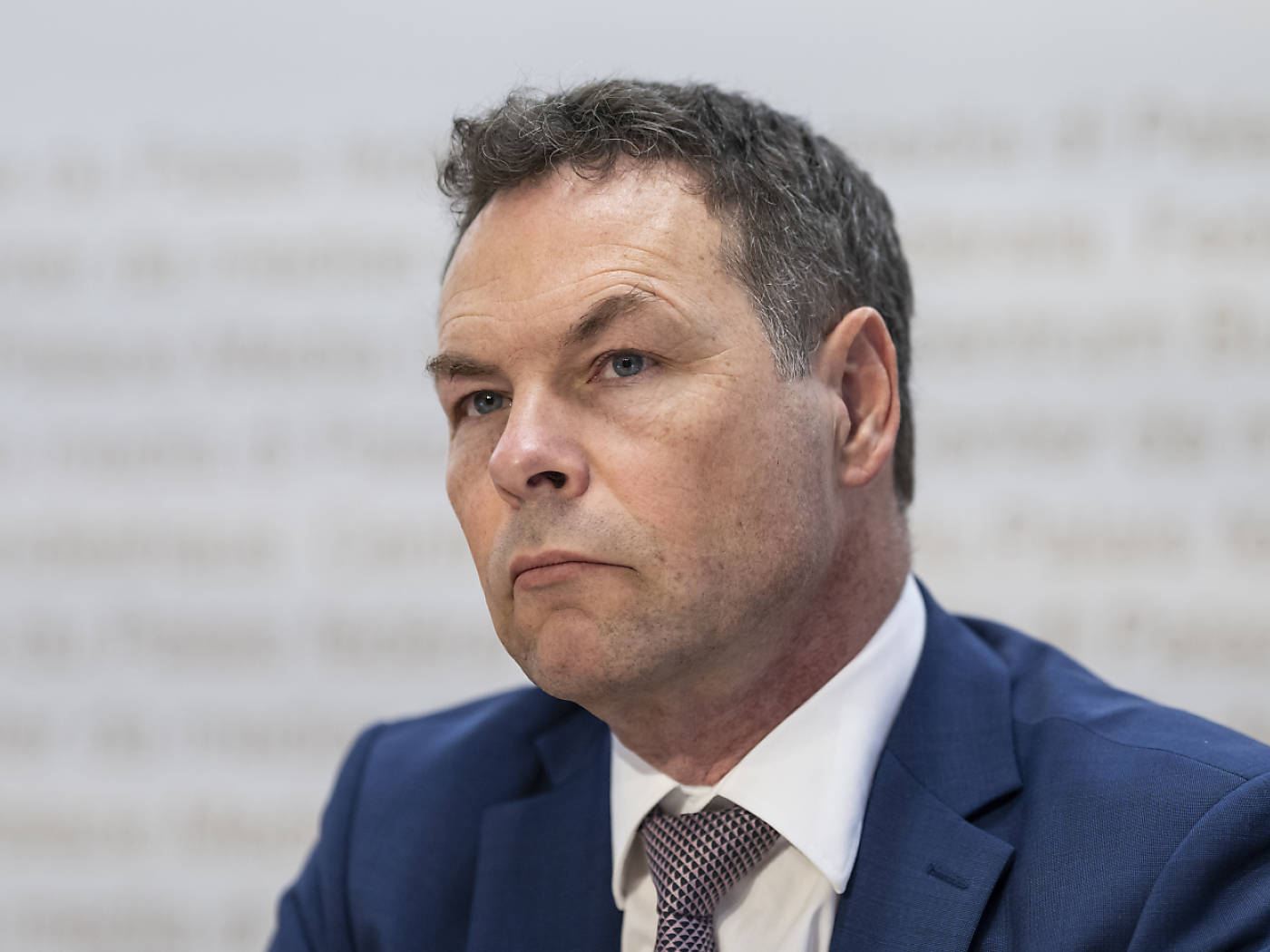 シモン・プリュス氏