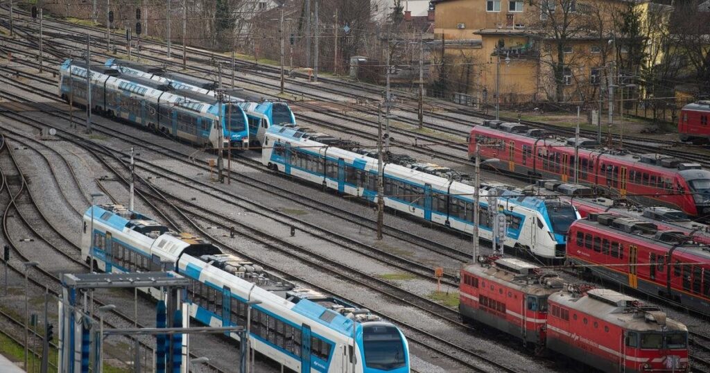 破壊行為のために、スロベニア鉄道の並外れた通知