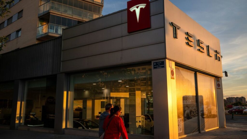 テスラの欧州販売は４月も不振　マスク氏の政治姿勢が逆風か、競争も激化 - CNN.co.jp
