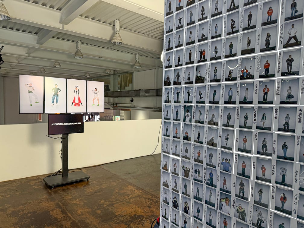 写真を展示したブース