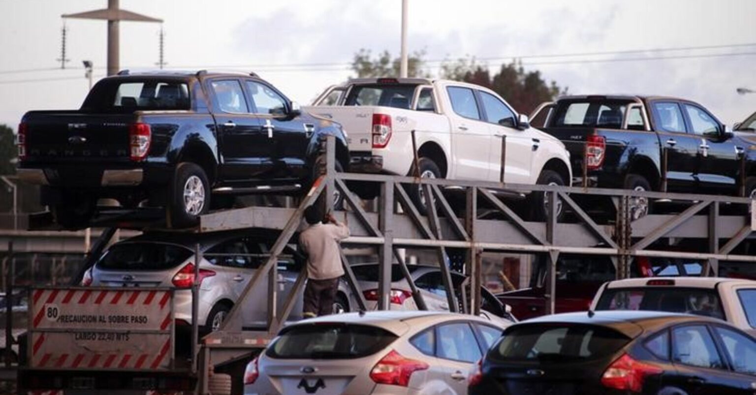 Producción industrial argentina cae 4,3 pct interanual en mayo