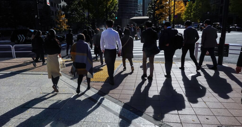 日本人の休み方、人口構造の変化に遅れた対応 柴田悠氏 – 日本経済新聞 日本人の休み方、人口構造の変化に遅れた対応 柴田悠氏 - 日本経済新聞