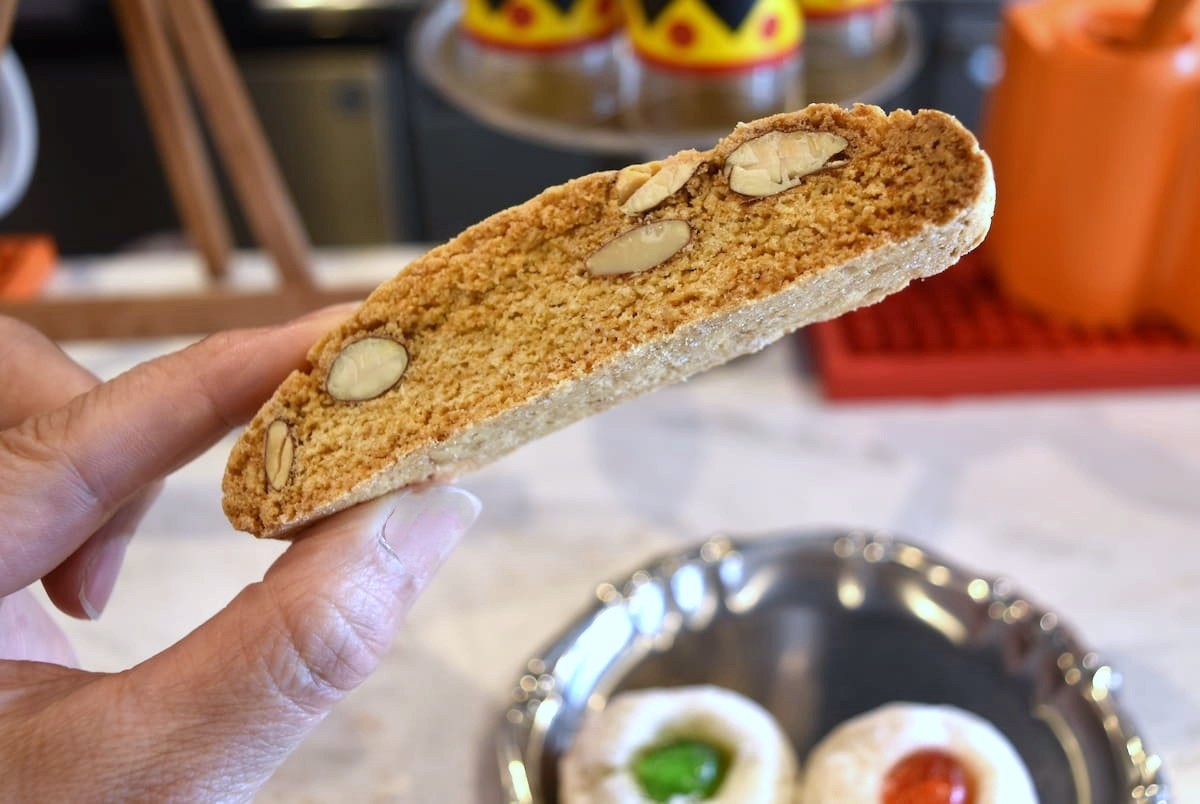 西元町『ピノッキオ』で本場のバール体験♪イタリアの郷土菓子をエスプレッソと共に [画像]