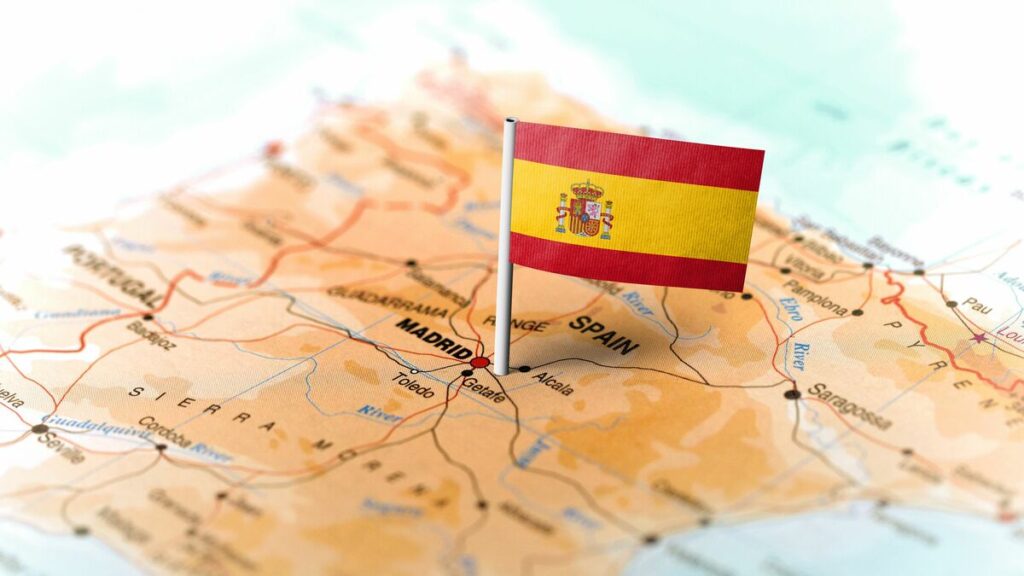 ｢日本と並ぶ長寿国｣の不都合な真実…｢野菜と果物生活｣をやめたスペイン人が代わりにたっぷり食べているもの 食生活が激変しても､寿命は延び続けた | PRESIDENT Online（プレジデントオンライン）