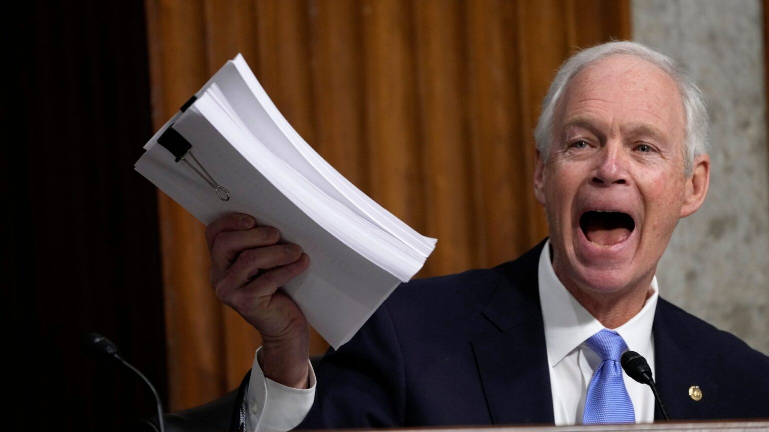 GOP上院議員がトランプ税法案を打つと、「プロセスを停止する」ために「十分な」共和党の投票があると言います