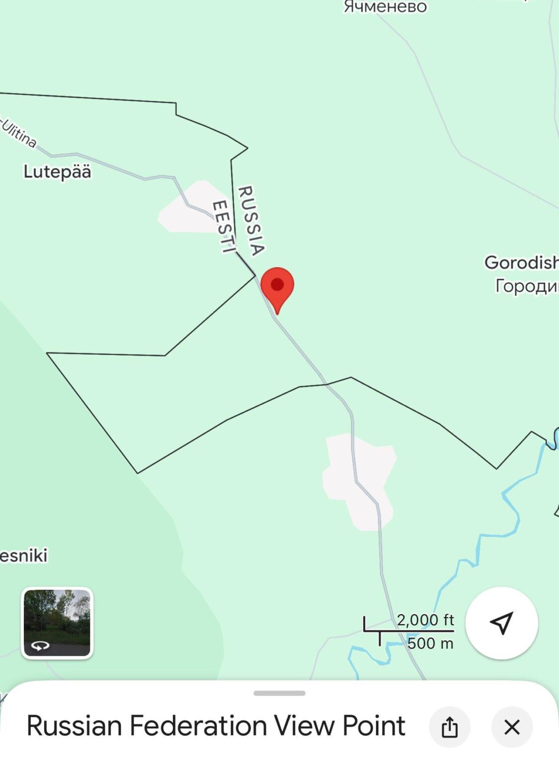 奇妙なエストニアの道路はロシアを簡単に通過しますか？