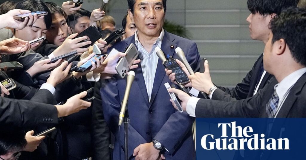 日本の大臣は、彼がそれを自由にするので彼が米を買わないと言った後に辞任する