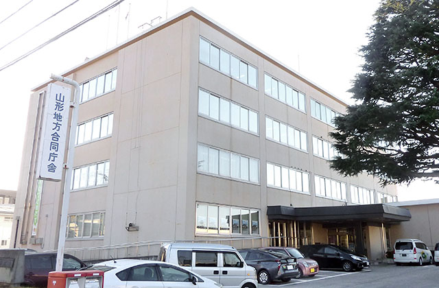 労働者「申告」２年連続増　賃金未払い、有休未消化 背景に人手不足や不況