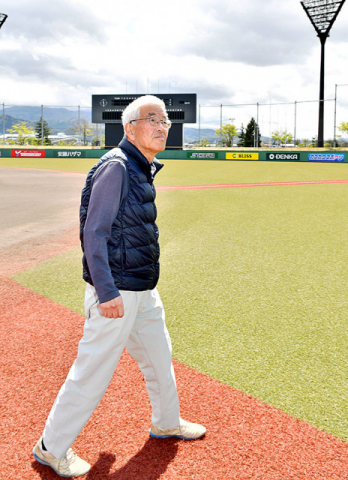 山形実業人野球 早朝はつらつ60年（２）　審判員歴30年以上、鹿間秀男さん
