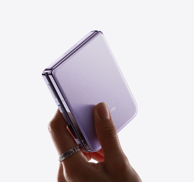 XiaomiからSnapdragon 8 Elite搭載の最新フォルダブルスマホが来月登場へ！【Xiaomi Mix Flip 2】