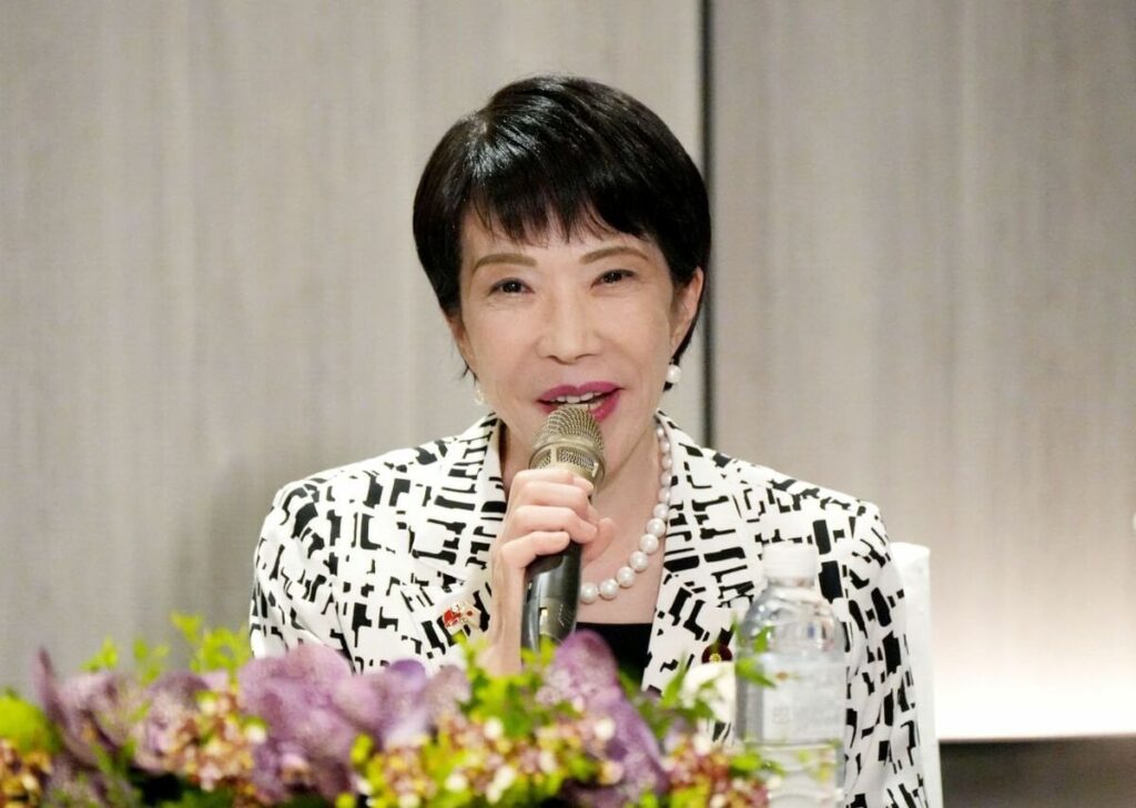 “護憲”に転じた自民 vs 不満爆発の高市氏 安倍氏なき改憲論争が引き起こした自民の内乱劇 ― 改憲叫んできた自民党の腰が引けた