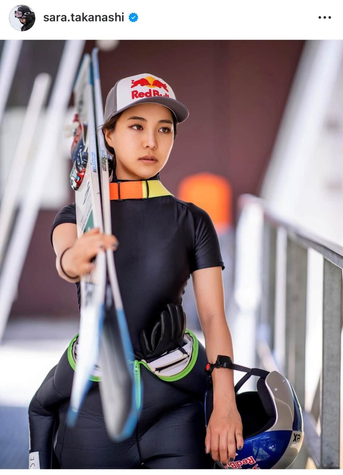 高梨沙羅、「母の日」SNS投稿にファン「混乱」...黒い水着姿は「お母さん？沙羅ちゃん？」: J-CAST ニュース