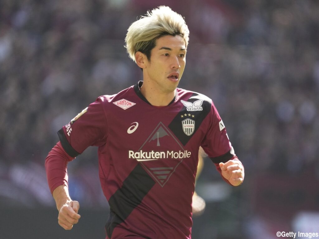 「永久保存版」「映画のポスター」「ほんと絵になる」神戸FW大迫勇也のバイク乗り姿に絶賛続々 - gekisaka.jp