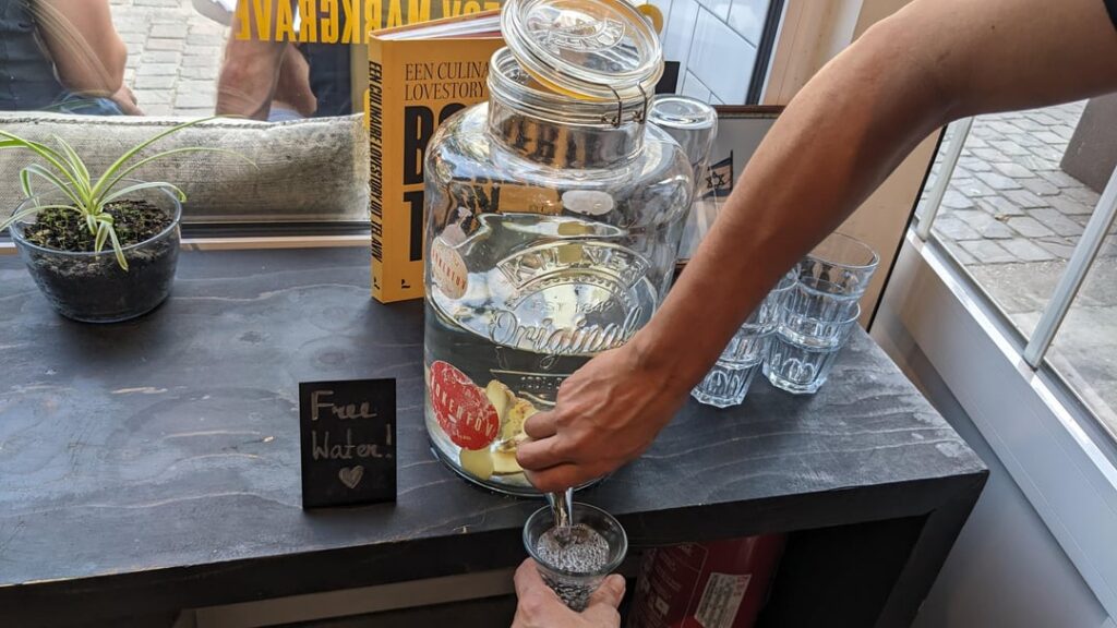 ベルギーの無料の水道水