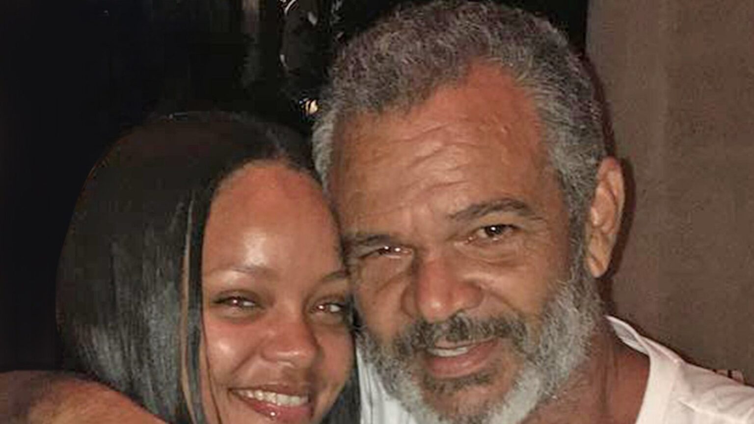 リアーナの父、ロナルド・フェンティは70歳で死んだ