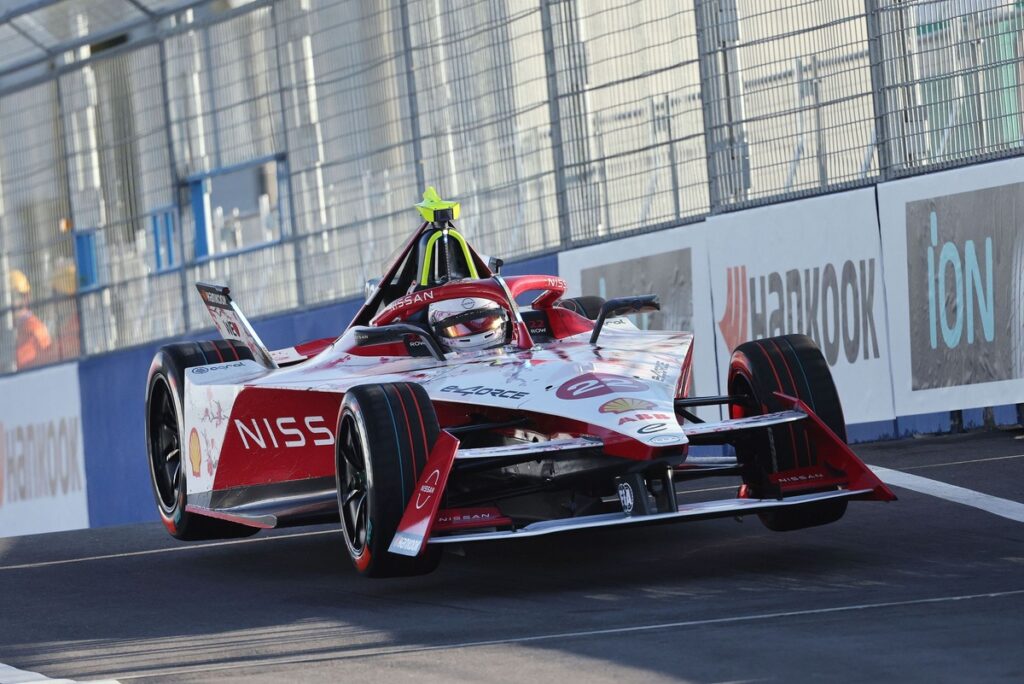 2日開催になって帰って来るフォーミュラE東京E-Prix、“ジャンプ台”廃止で正常進化が目標に。規模拡大に東京都も乗り気 - motorsport.com 日本版｜モータースポーツ情報サイト