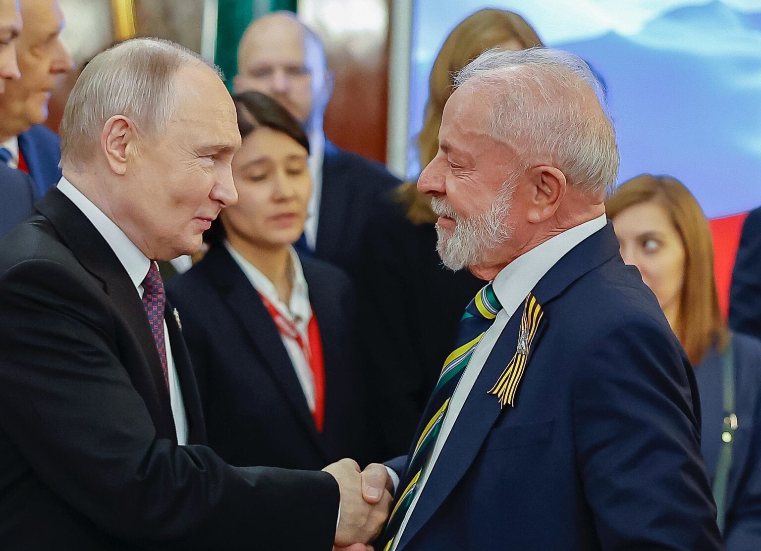 ルラのロシアへの訪問は、ウクライナ戦争にもかかわらず戦略的な関係を示しています