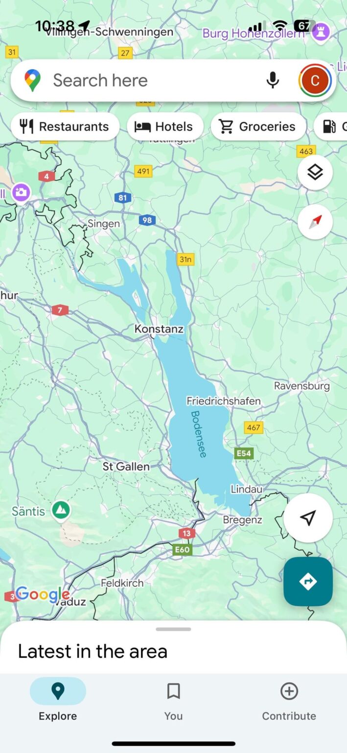 ジュネーブ湖がフランスとスイスに分かれているのはなぜですか？