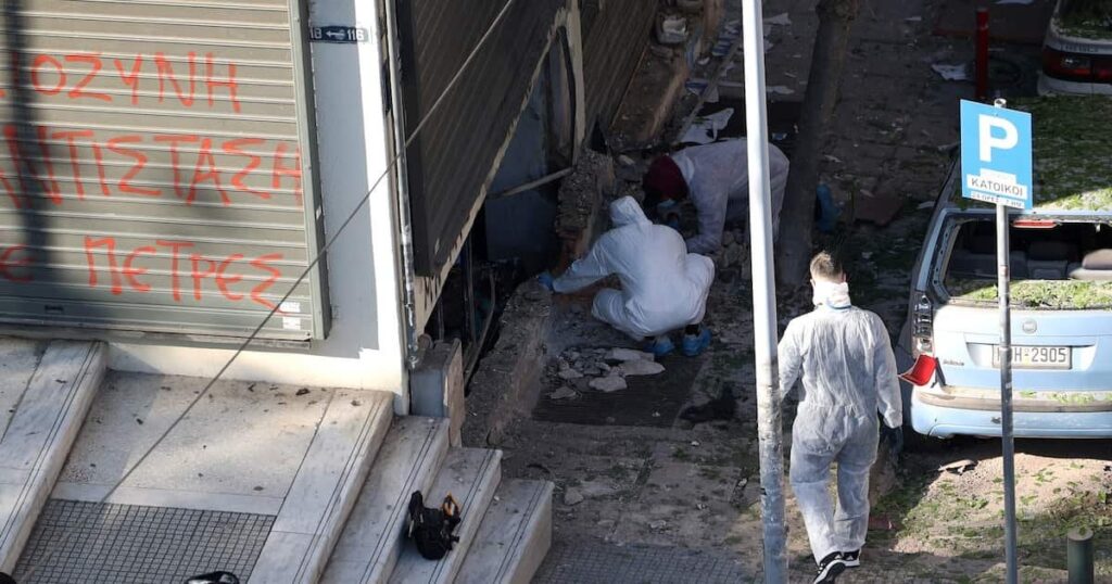 ATM強盗に失敗？ 手にした爆発物が誤爆で女性死亡 極左とのつながりも ギリシャ