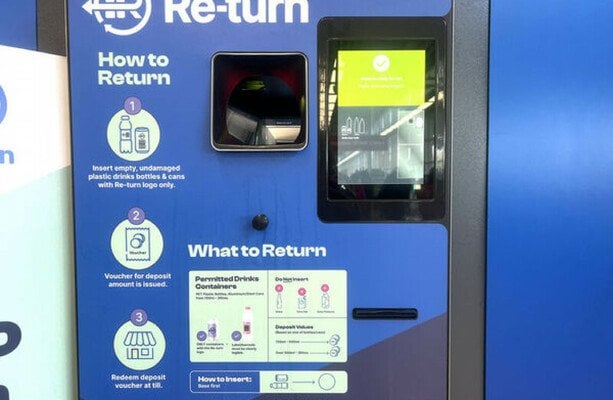 再ターンは、アイルランドでのプラスチック間のボトルリサイクルは「財政的に実行可能」ではないと言っています - 今のところ