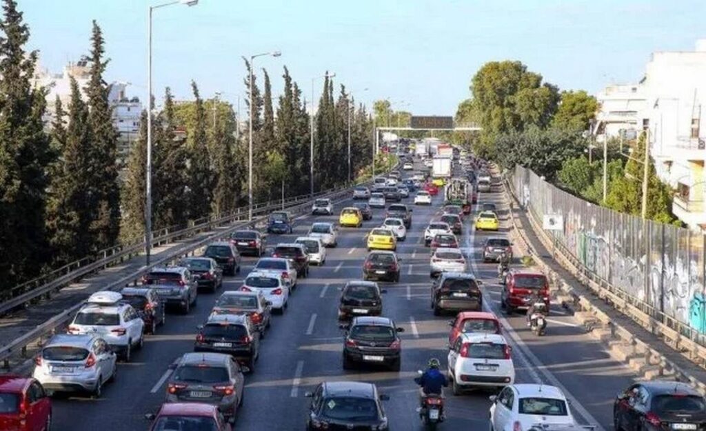 最後に車の携帯電話 - 卒業証書のない8年