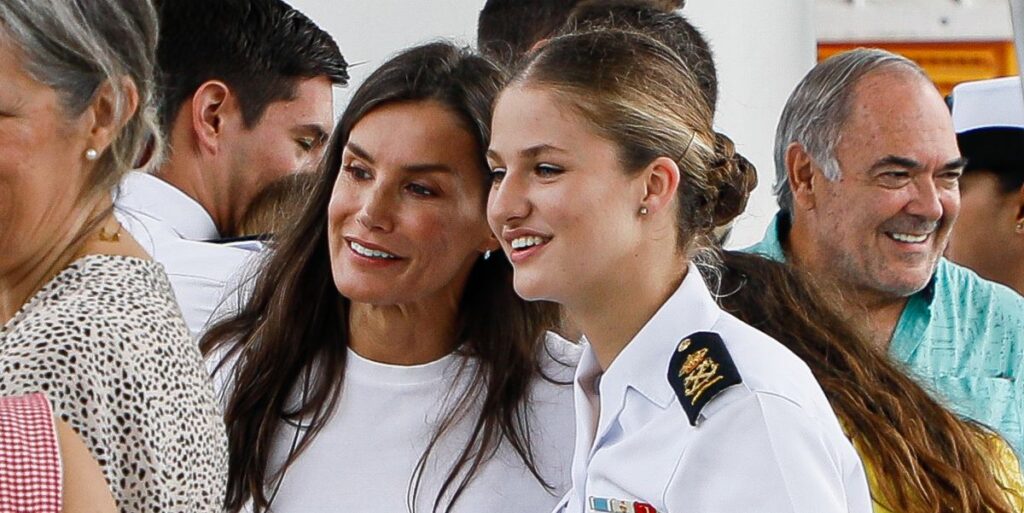 スペインのレオノール王女、母のレティシア王妃と4か月ぶりに感動の再会　駆け寄ってハグするシーンも| カルチャー | ELLE ［エル デジタル］