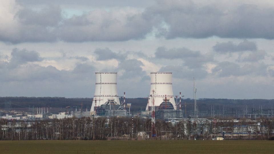 プーチン氏が視察したという建設中のクルスク原子力発電所/Shamil Zhumatov/Reuters/File