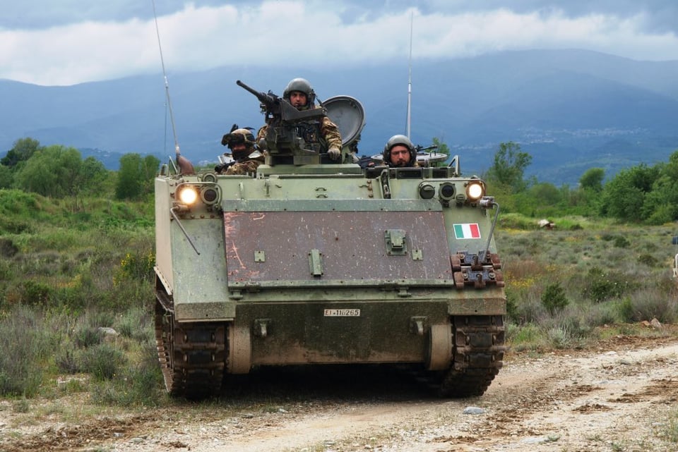 イタリアは、400 M113の装甲担当者を貯蔵から排除し、ウクライナ軍の第11軍援助パッケージに含めることにより、ウクライナへの支援を強化します。 2025年5月17日
