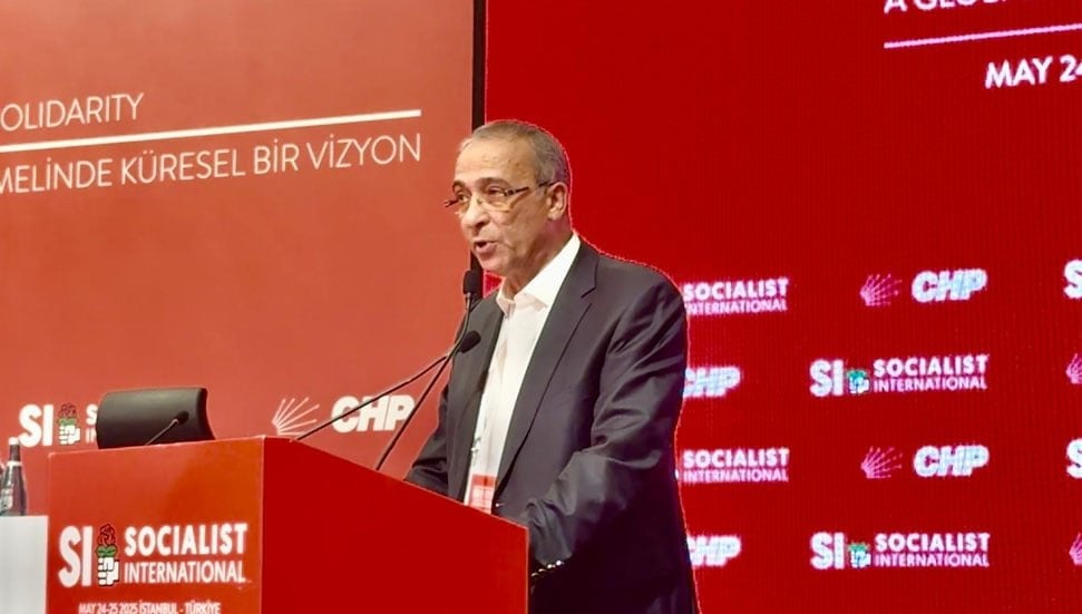 ソーシャルインターナショナル（イスタンブールで開催）は、キプロスソリューションの強力な支持を声に出し、ビゾナールバイコ​​ミュナルフェデレーションに基づいた協議の即時再開を求めています