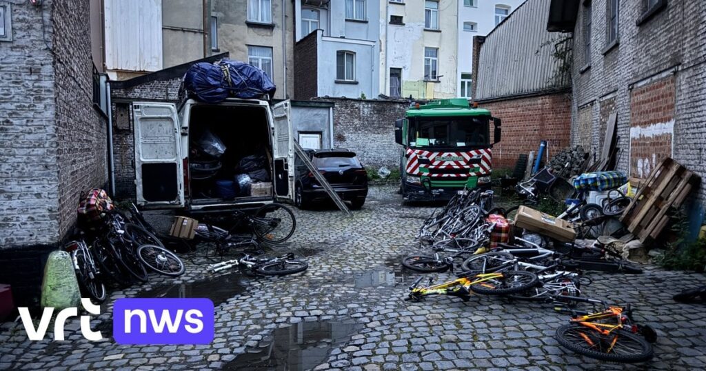 ルーベンのジョッチェンは、トラッカーのおかげでモレンビークで盗まれた自転車を見つけます：「バスは海外に準備ができていました」| VRT NWS：ニュース