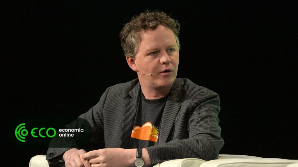 CloudFlare CEOはタイヤの事件に関与していると、Aerodromeのディレクターを非難します