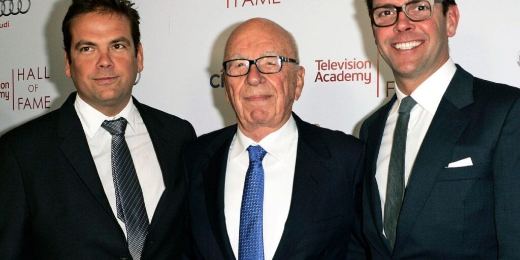 ルパート・マードックが亡くなったとき、ジェームズ・マードックはフォックス・ニュースの飼育に引っ越すかもしれないと言います