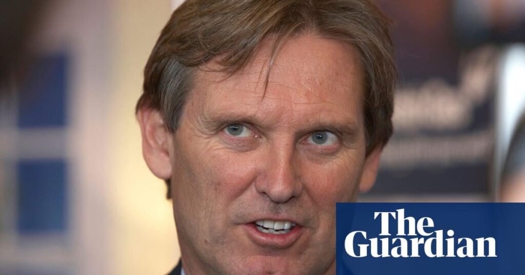 英国のトップ企業でのCEOの支払いは、典型的な労働者の52倍です、レポートは発見します