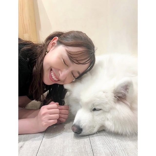 「ずっとあの空間にいたかった…笑」 TBSアナウンサー・宇賀神メグがサモエドカフェを満喫！ | 話題の投稿 | スポーツブル (スポブル)