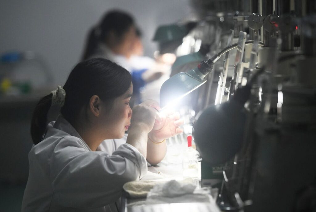 中国商工会議所、医療機器メーカーのアクセス制限するＥＵ措置に反発 - Bloomberg