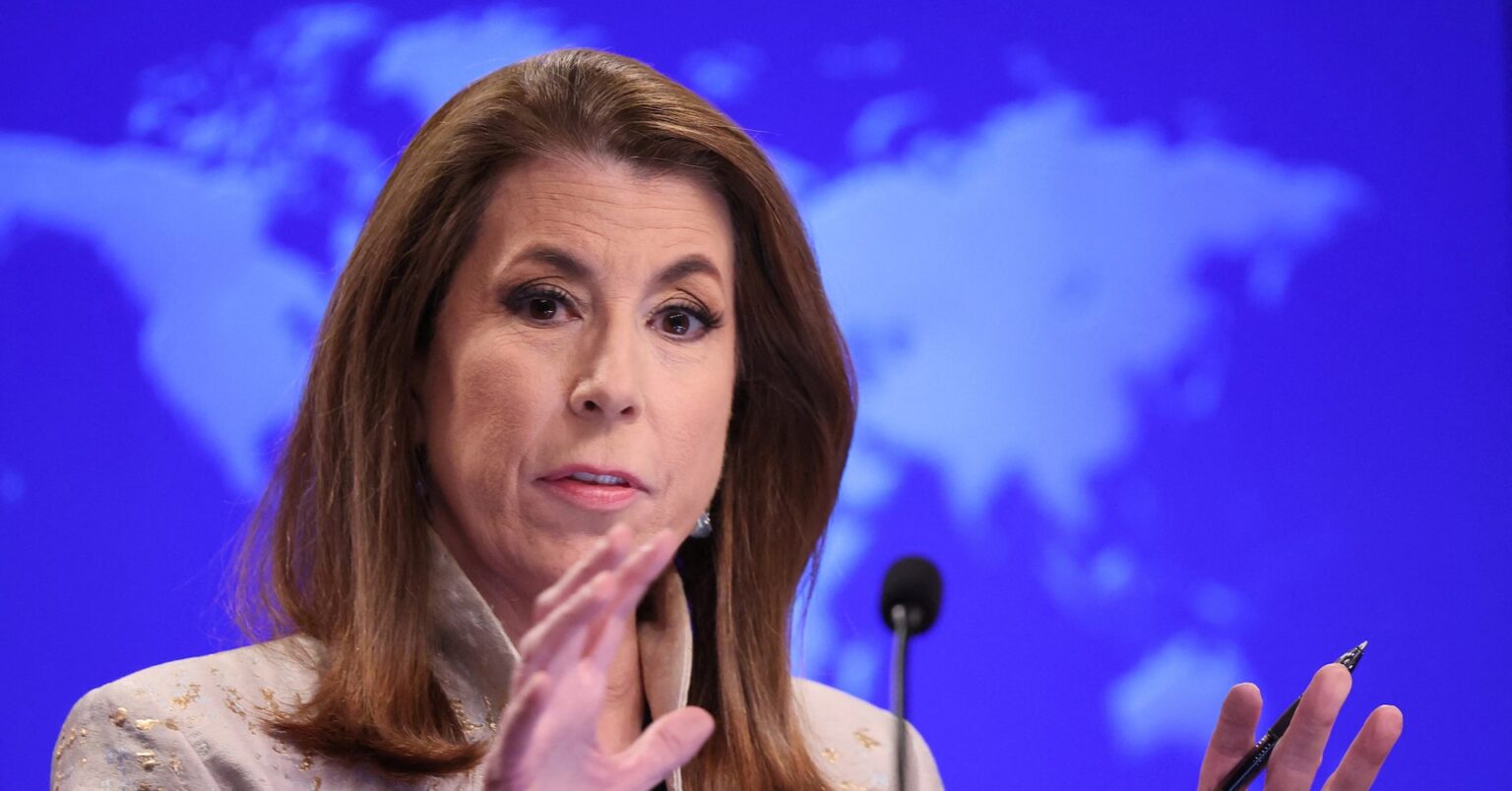 「米大学の知的財産盗用を容認せず」　中国人留学ビザ剥奪で国務省 | ロイター