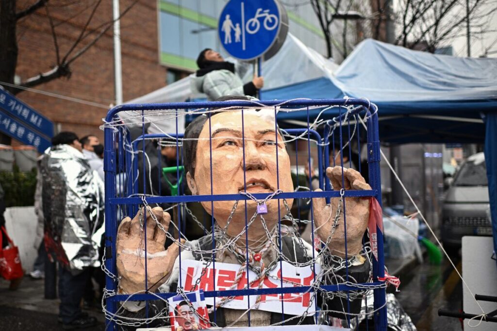 韓国当局、尹大統領の逮捕状延長を申請－再執行の試みは週後半以降か - Bloomberg