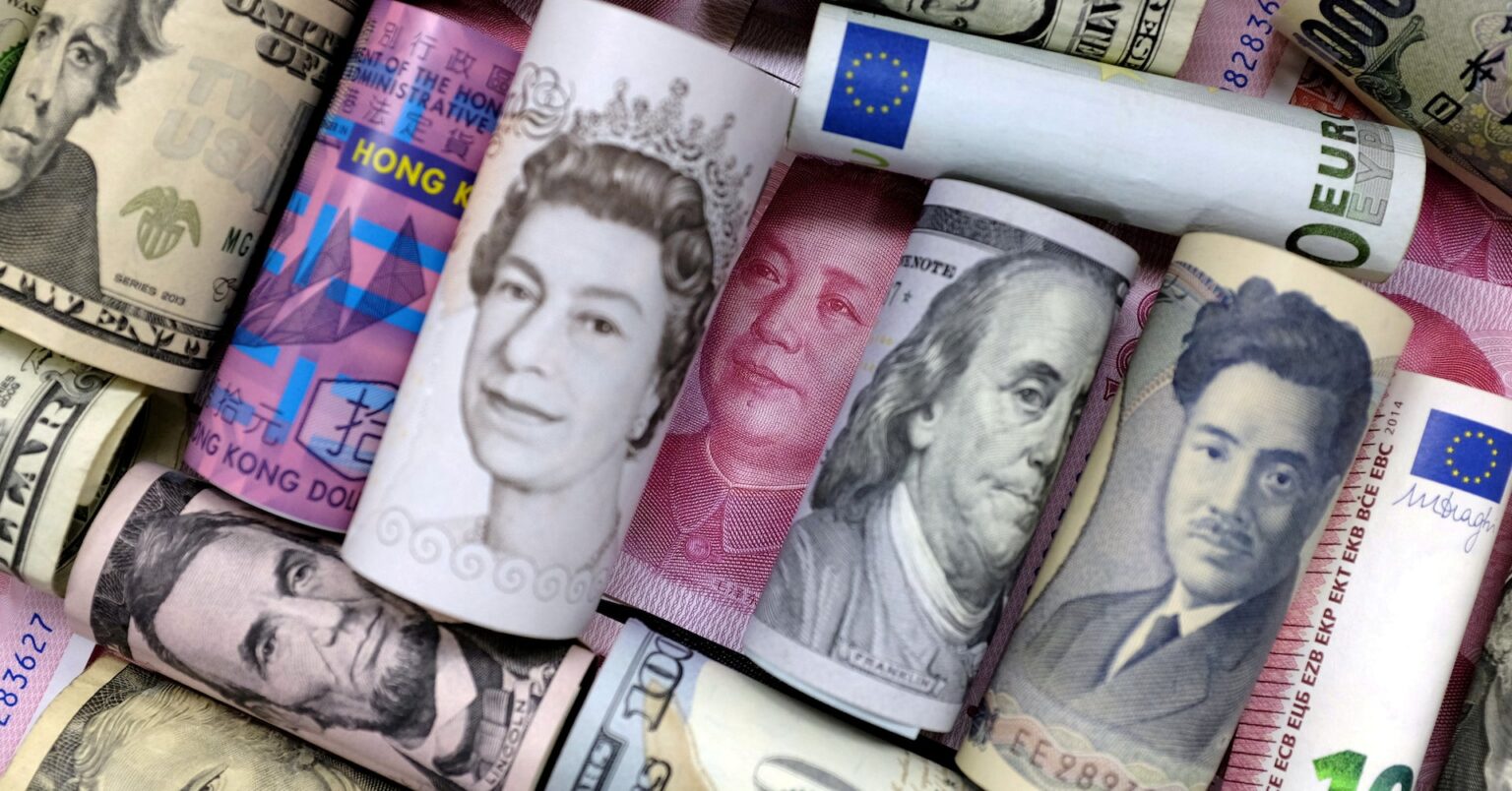 ＮＹ外為市場＝ドル全面安、関税懸念で「米国売り」再燃 | ロイター