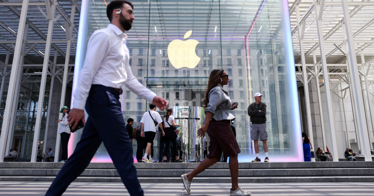 米アップル、ＥＵに異議申し立て　「競合へのエコシステム開放は不合理」 | ロイター