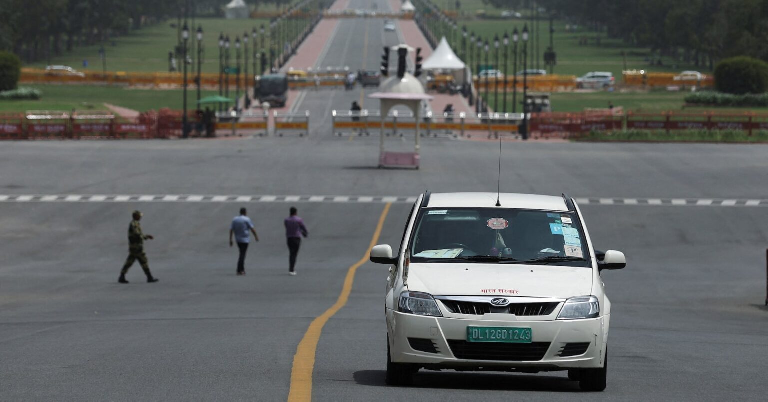 インド、ＥＶ関税軽減と引き替えに国内製造促進策　テスラは消極的か | ロイター