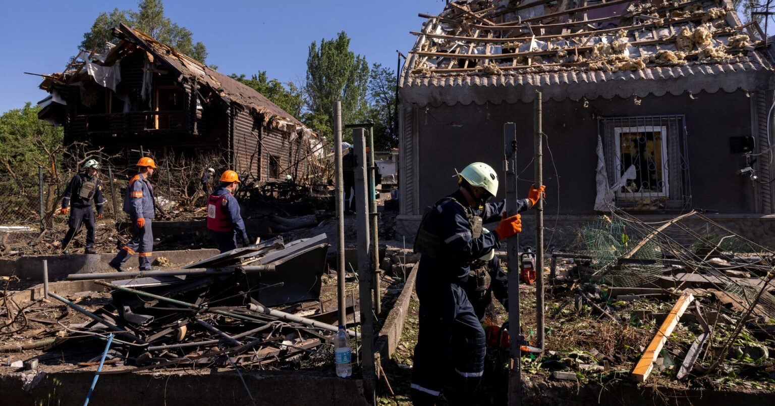 ウクライナ副首相と大統領府長官が訪米、支援を要請 | ロイター