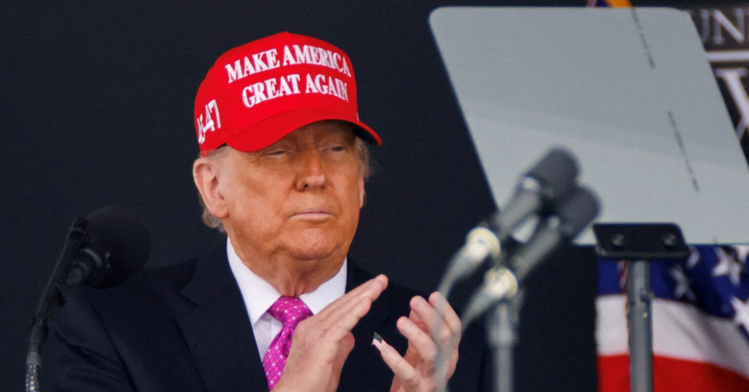 トランプ米大統領、重要鉱物生産促進へ国防生産法の緊急事態権限行使へ | ロイター