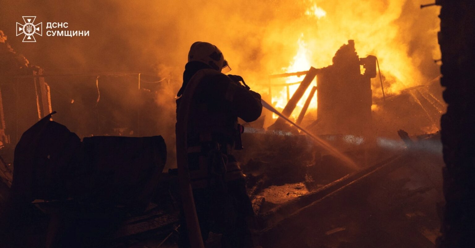 ロシア軍がウクライナ北東部で戦線拡大、スムイ州都に迫る | ロイター