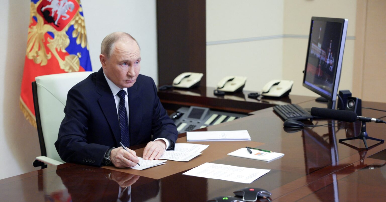 プーチン氏「ウクライナは和平望まず」、直接協議直前の攻撃は「テロ行為」 | ロイター