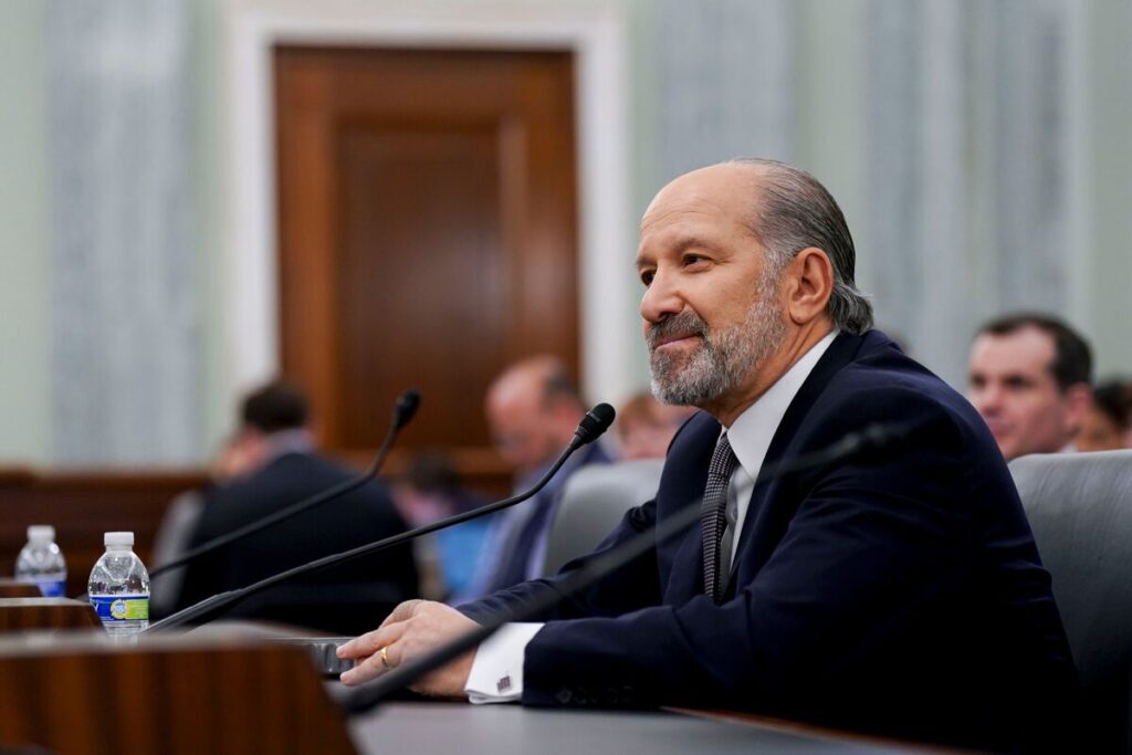 米商務長官、中国向け輸出規制の執行強化を訴え－ＡＩ技術流出を警戒 - Bloomberg