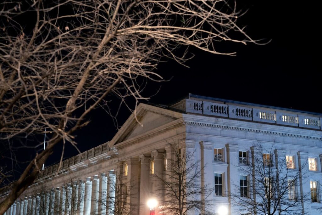 米財務省、為替の監視リストに韓国を引き続き掲載－介入抑制を求める - Bloomberg
