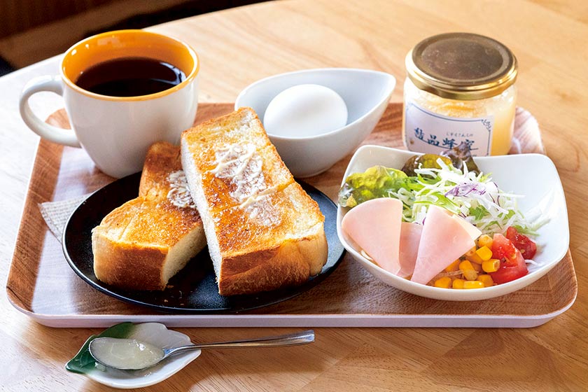 呑める喫茶 888（はちみつ） メイン画像