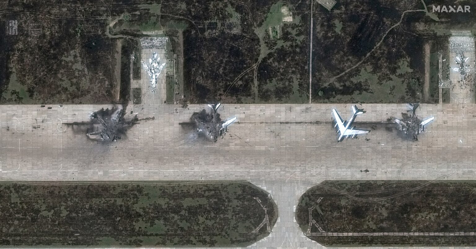 ロシア戦略爆撃機、ウクライナの攻撃で10％が損傷＝ドイツ軍 | ロイター